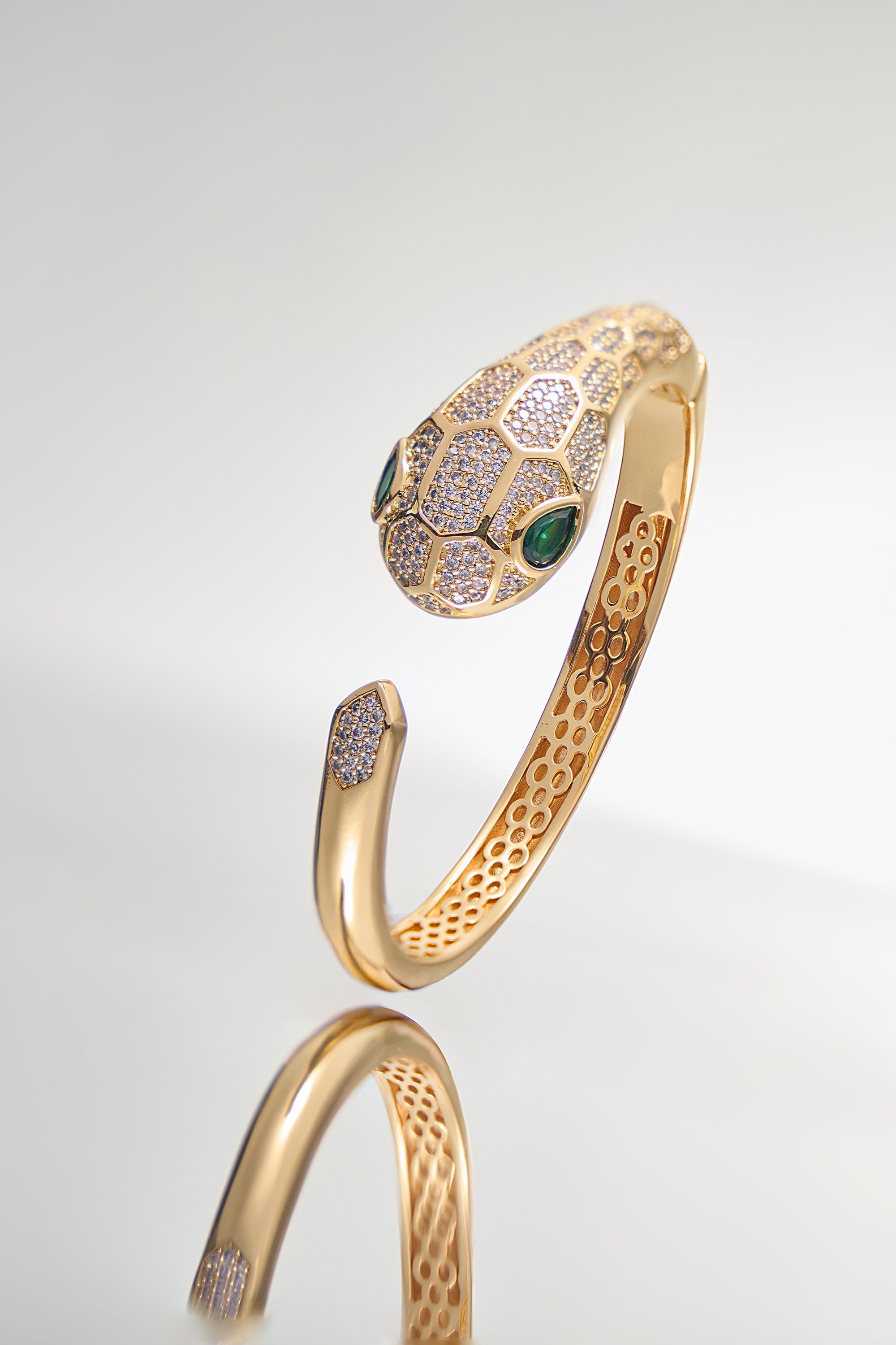 Lustrous Serpenti | Golden Bracelet
