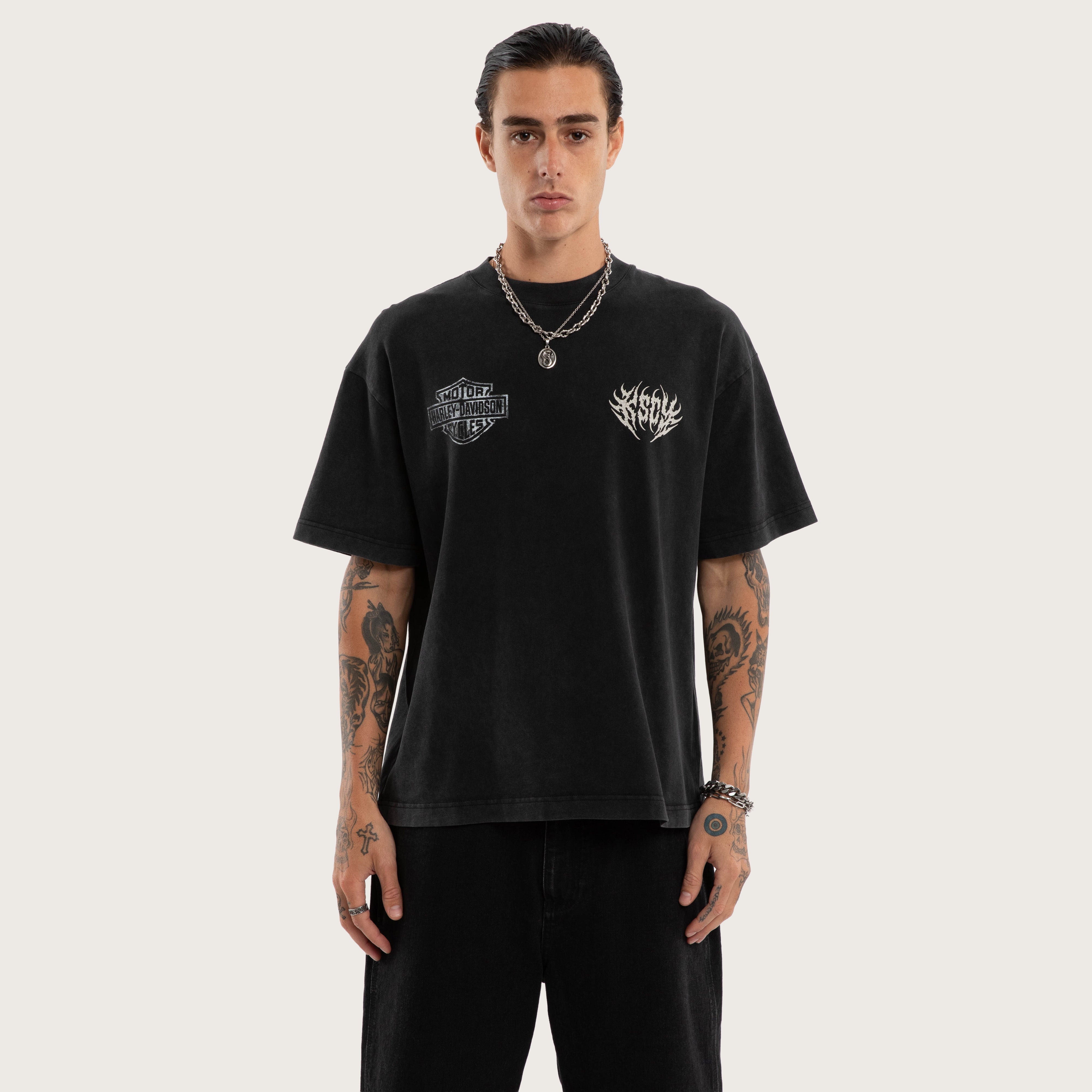 Premium Urban Graphic Tee – Snow Black