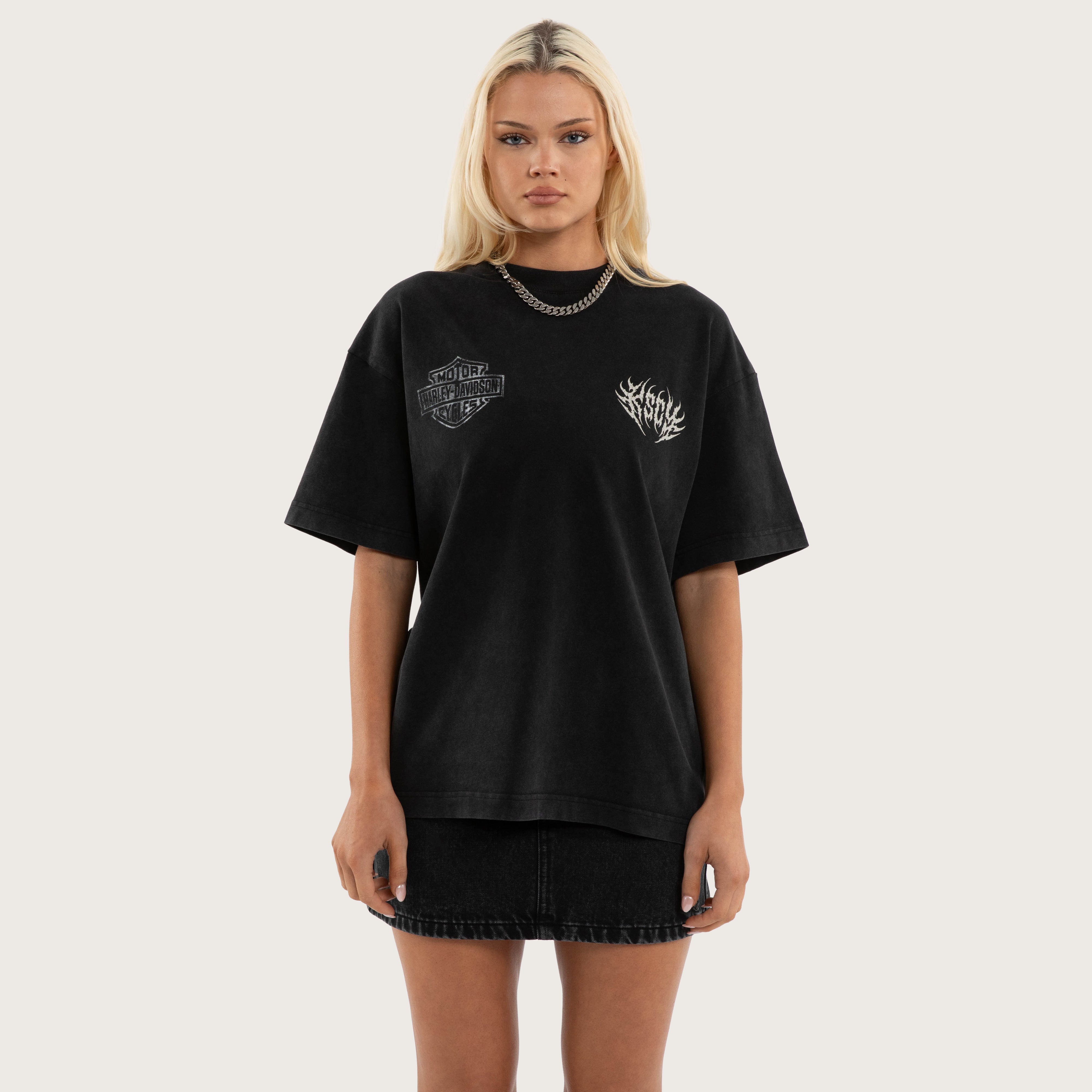 Premium Urban Graphic Tee – Snow Black