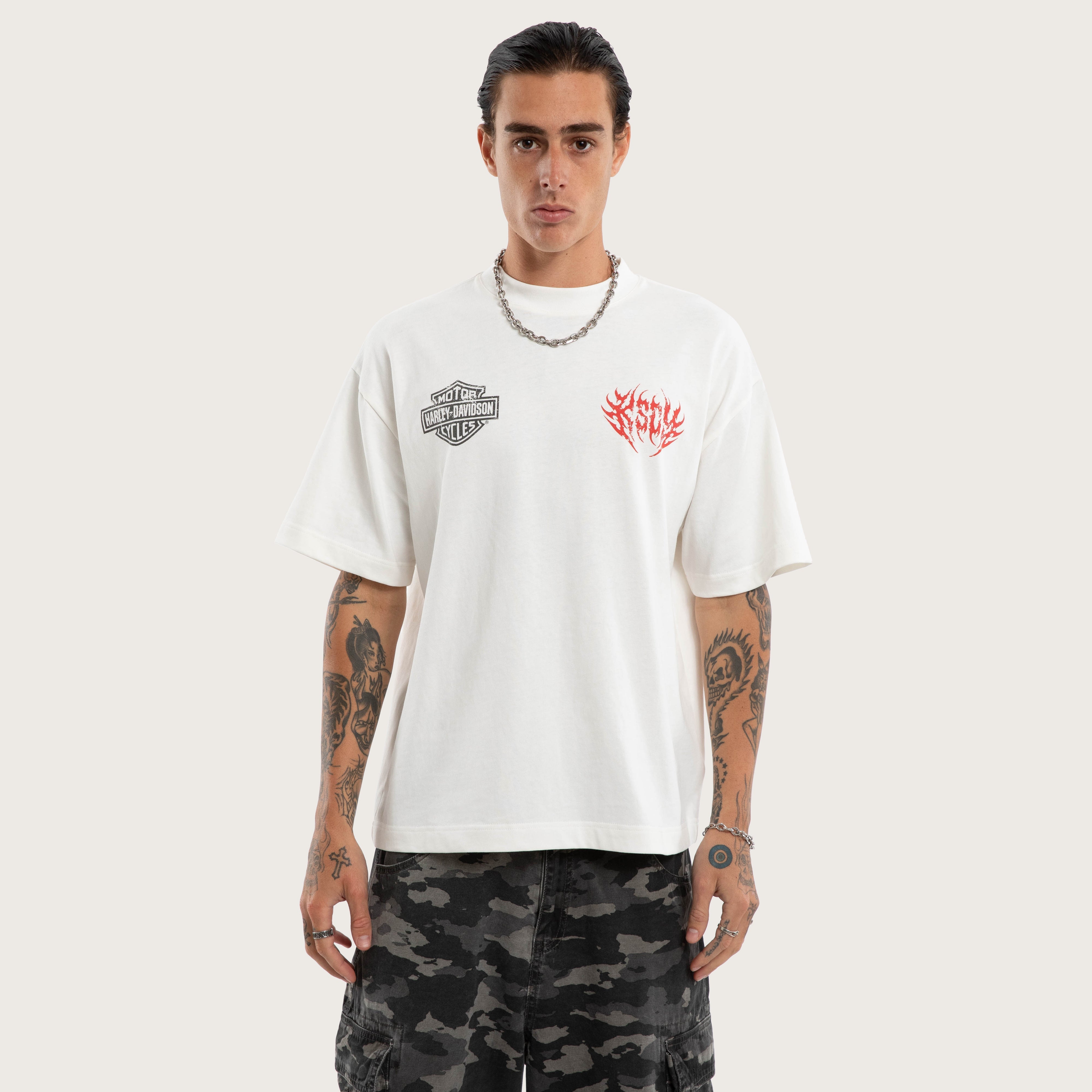 Classic Streetwear Crew Neck Tee – Natural White