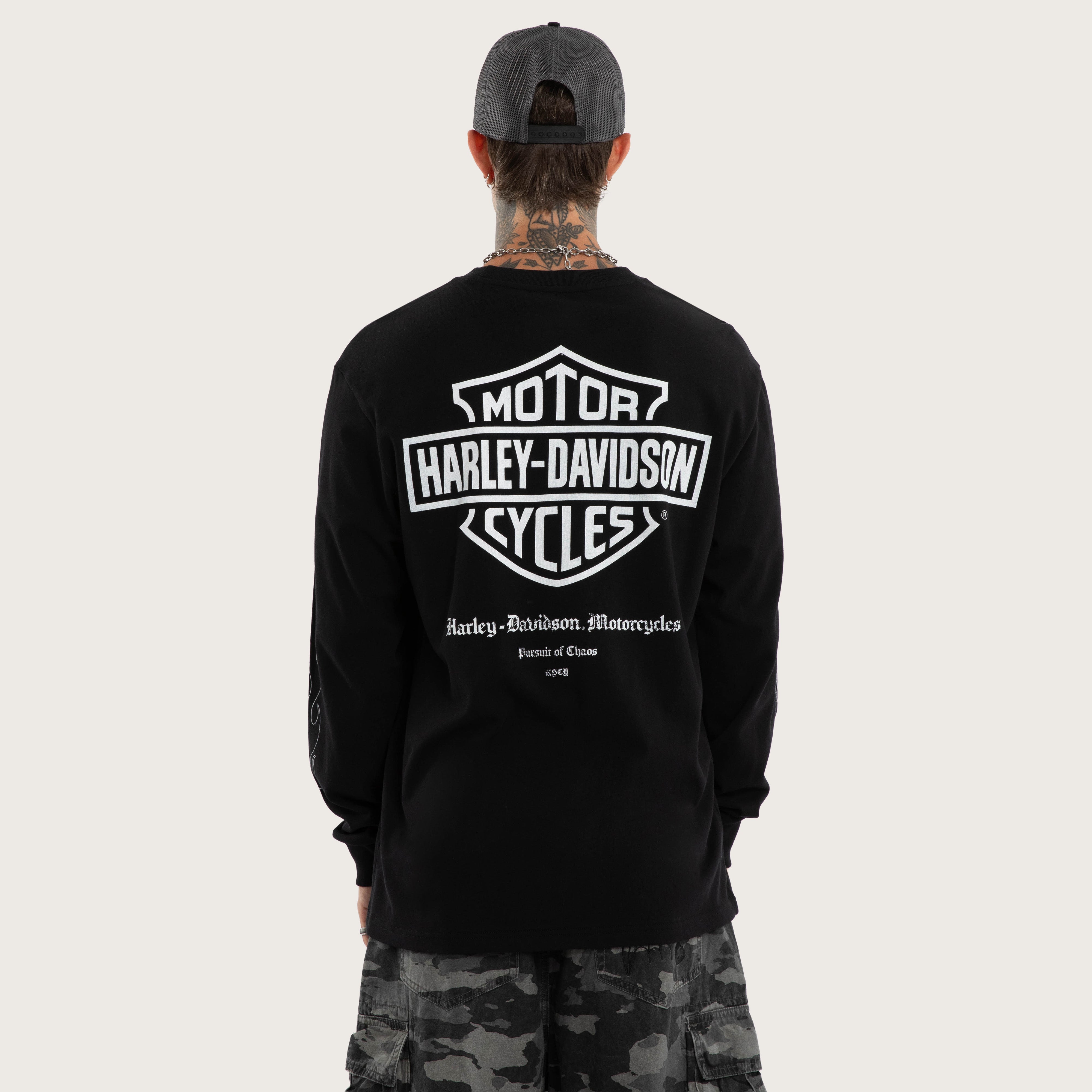 Bold Flame Design Long Sleeve T-Shirt – Jet Black